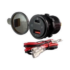 Lucktech Q3 CHARGER TYPE-C & PD, WITH VOLTMETER BLACK
